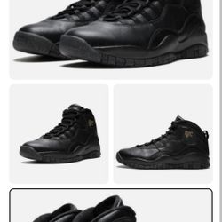 Air Jordan 10 Retro NYC Size 8 – Rare Collector’s Pair, Minor Glue Needed at Front

Description:
Authentic Air Jordan 10 Retro “NYC” in men’s size 8. 