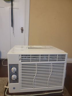 General Electric 5,050 BTU Air Conditionerr