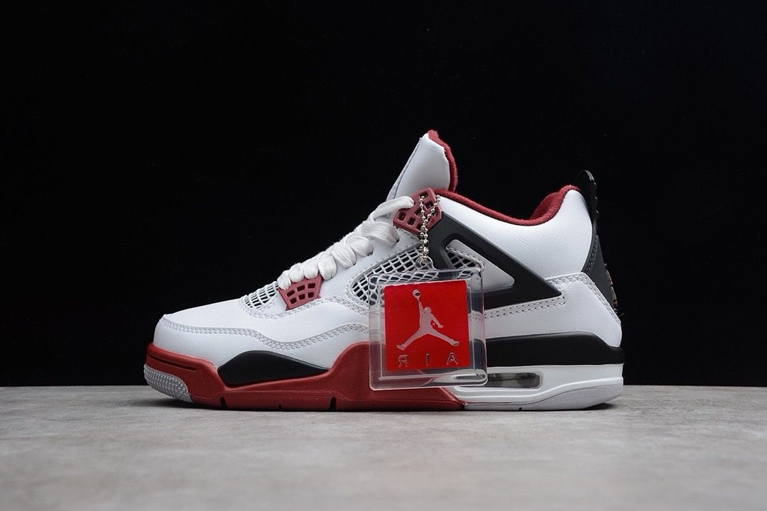 Aj4 shoes size 9