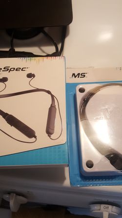 Bluetooth headphones