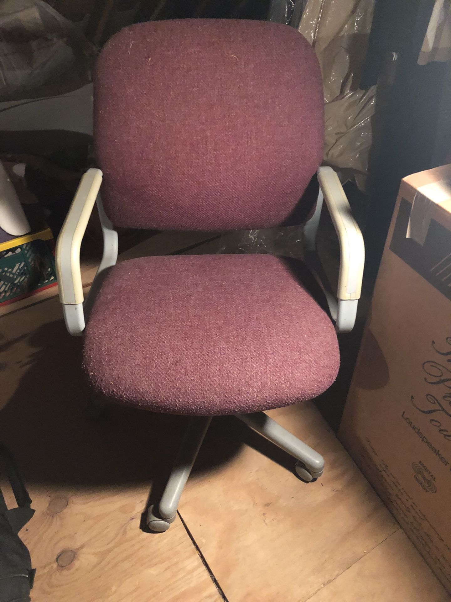 Office chair Free