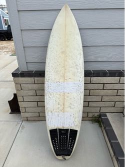 RS El Bandido Surfboard w Futures Pad 5'10.5" by 19.18"