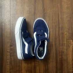 Dodger vans size 13.5c