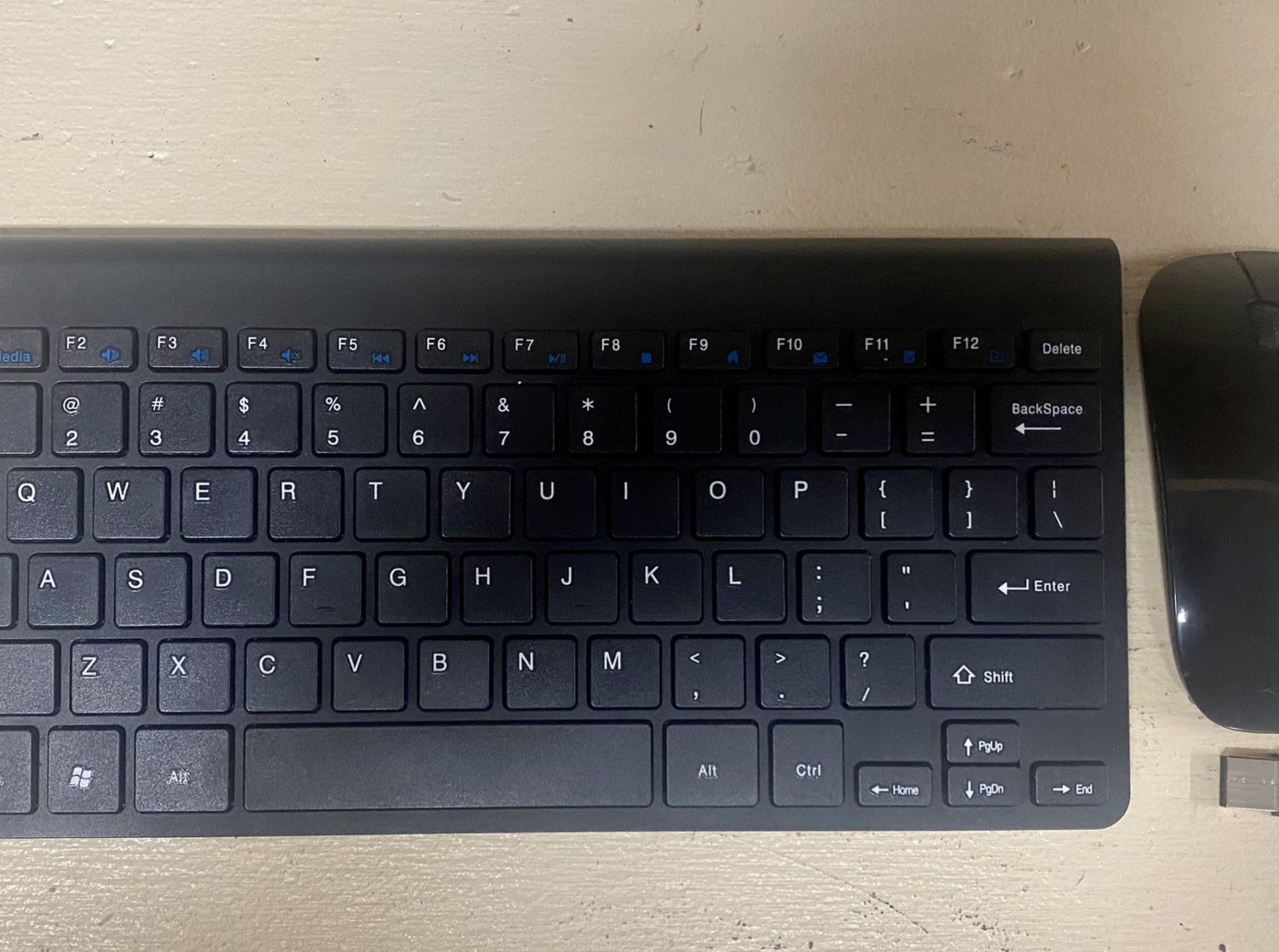 Black Wireless Keyboard & Mouse