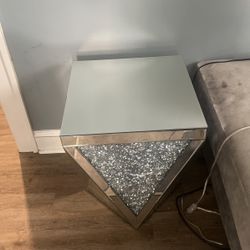 Pier One Living room Table And End Table. 