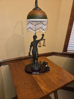 Vintage* Antique* Crosa Collection Lady Justice Lamp