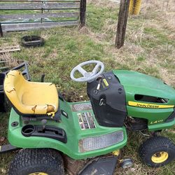 John Deere Lawn Mower
