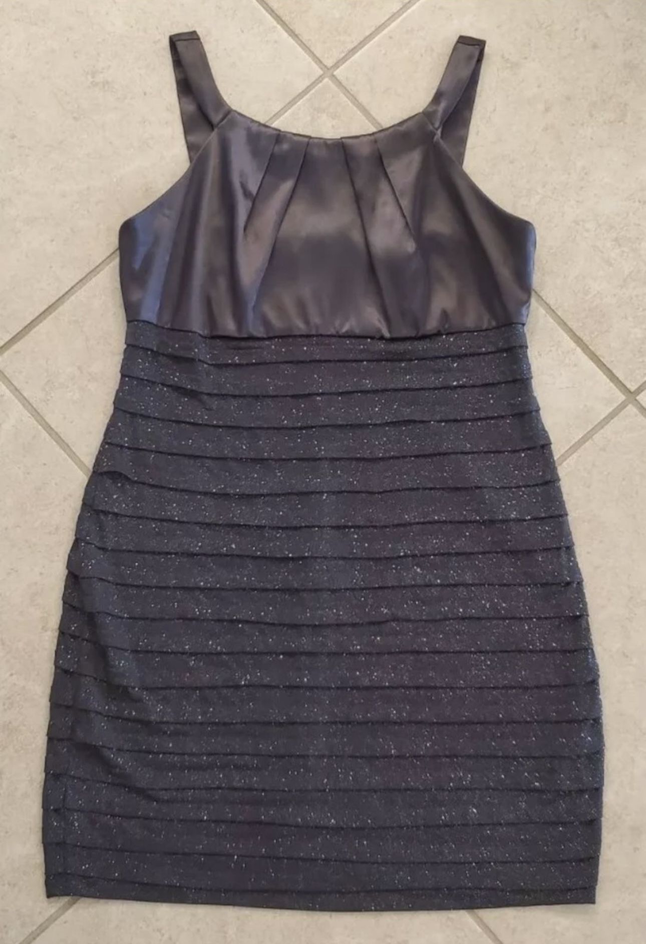 Women’s R&M Richards Sleeveless Dress Size 12P Black