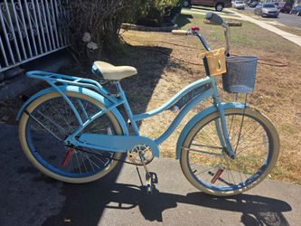 Women Bike Huffy Size 26 $150