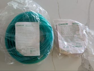 Oxygen Nasal cannulas and extension tubing