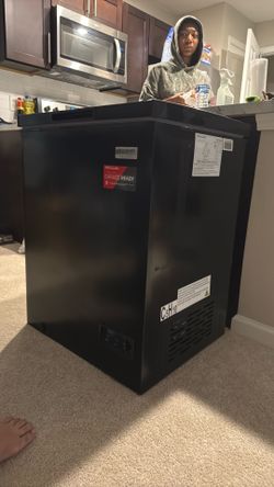 Deep freezer