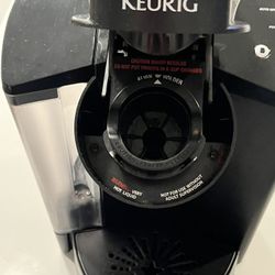 Keurig coffee maker *like New*
