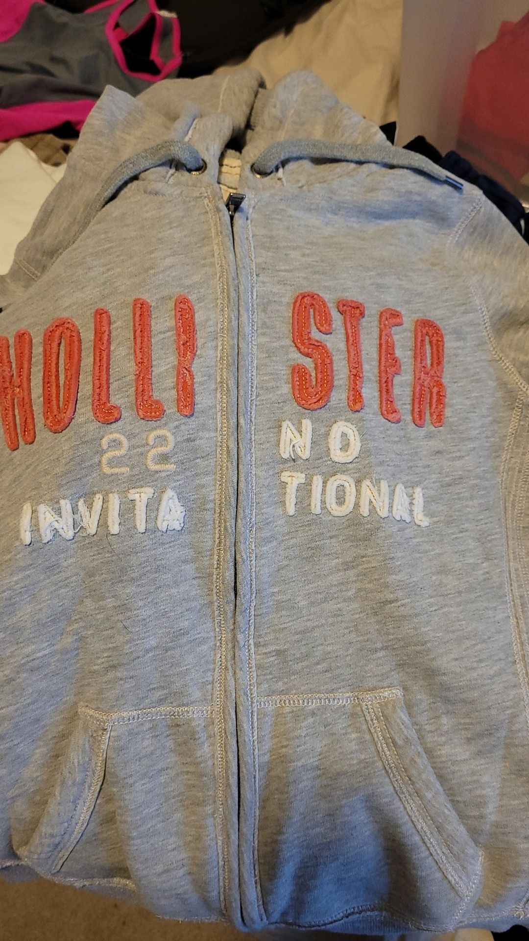 HOLLISTER HOODIE SIZE M