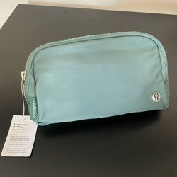Lululemon Belt Bag 