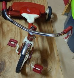 Radio Flyer Vintage Style Steal Tricycle