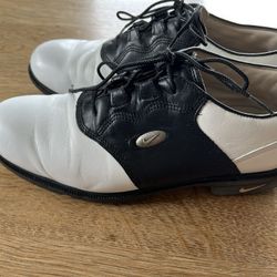 Nike Men’s Golf Shoes Size 8.5