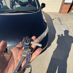 Llaves De Autos / Car Keys And Remotes 