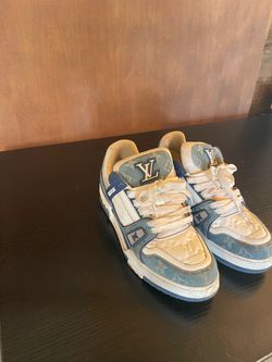 Men’s shoes