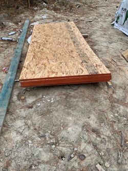 Half inch OSB sheets plywood 4’x10’x1/2”