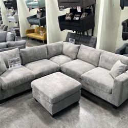New Sectional $550