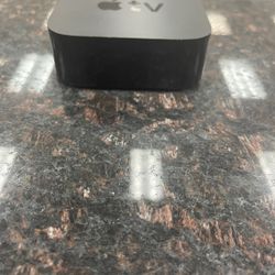 Apple TV (5th Gen) (32gb)