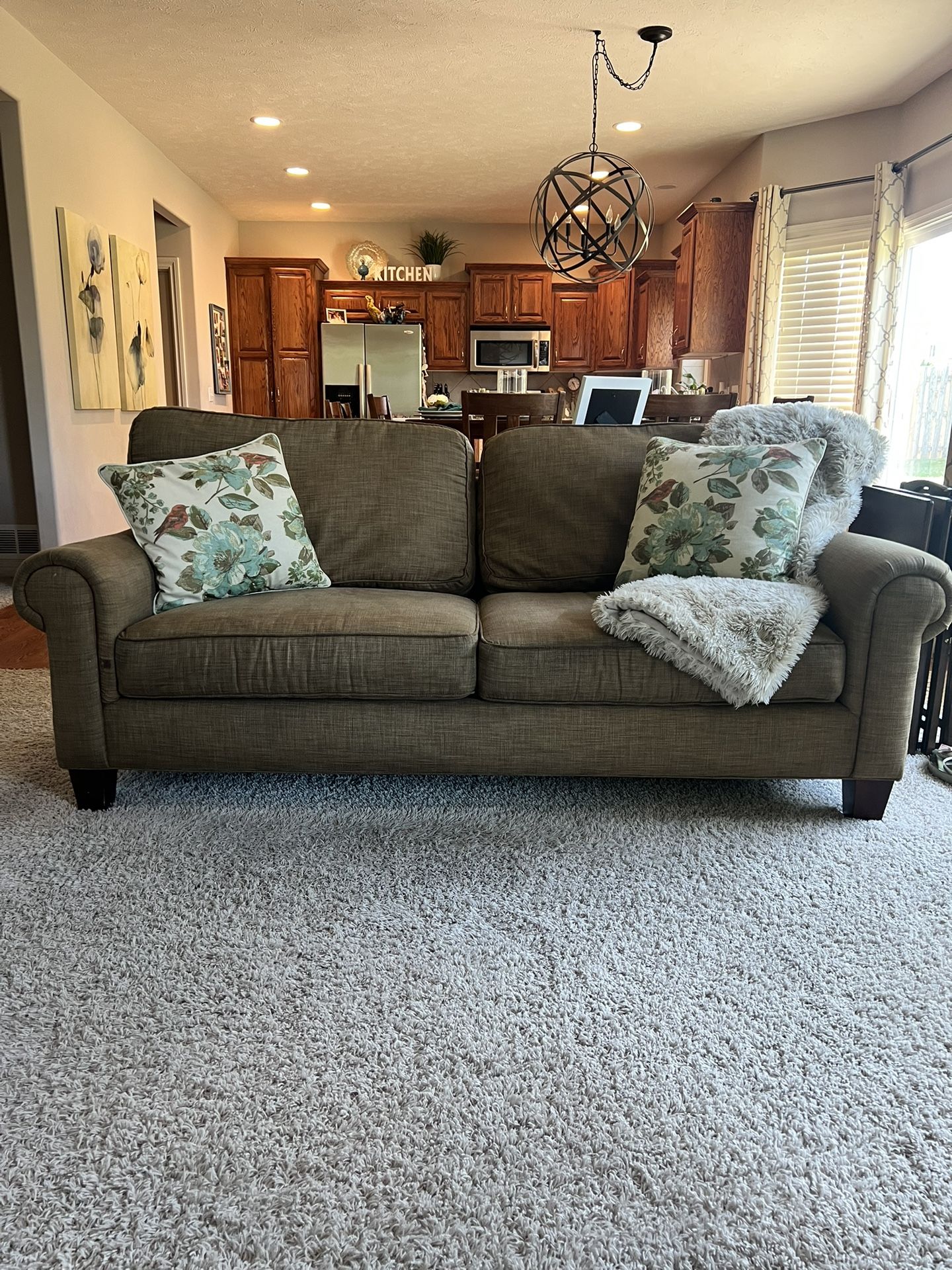 Free Sofa And Love Seat