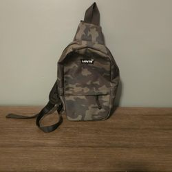 Levi’s Crossbody Green Camo Unisex Shoulder Bag
