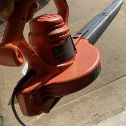 Black & Decker Corded Blower
