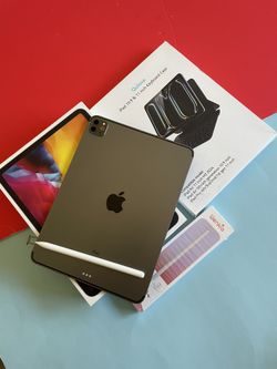 Apple iPad Pro 11” 2nd generation 128GB WiFi + Cellular / unlocked with keyboard and pencil 
