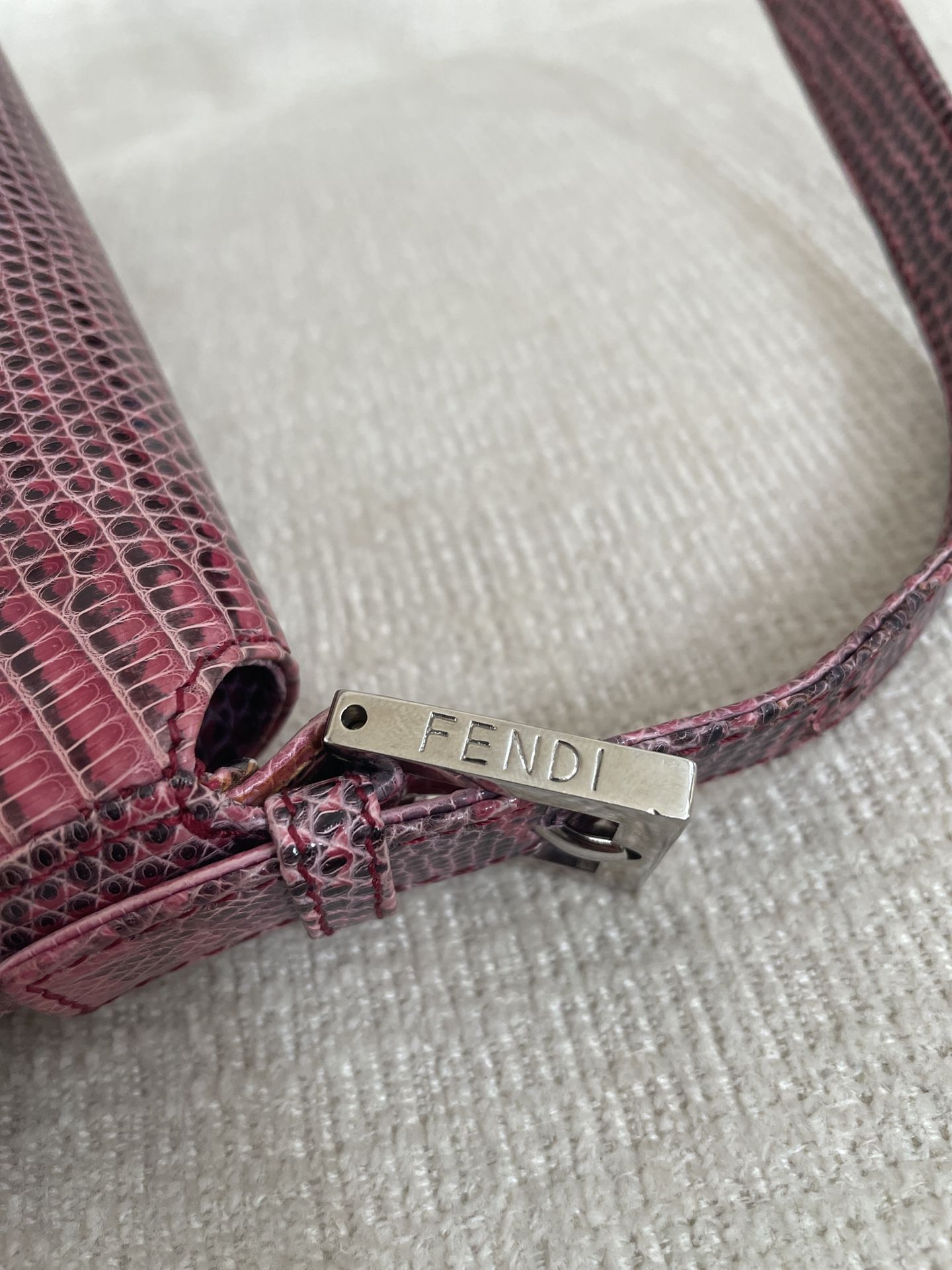 Bag : Fendi, White, Black, Yellow, Red, Pink Suppliers 1363340
