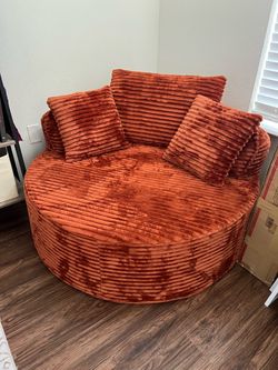 Round Oversized Swivel Accent Chair with Pillows