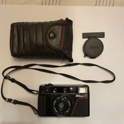 Nikon L35AF 35mm Film Camera 400 ISO