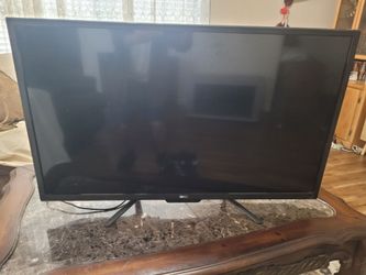 TV.  $40.0  KC Brand. OBO