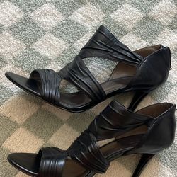 Guess Women’s Heels Size 9