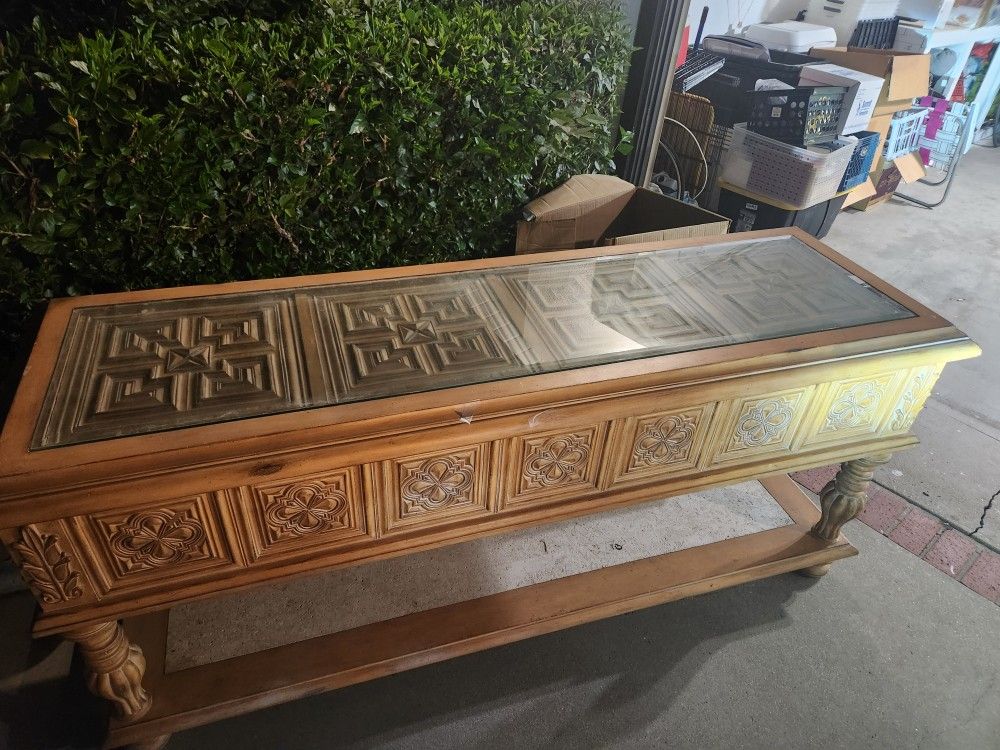 Long Wooden Table With Glass Top 
