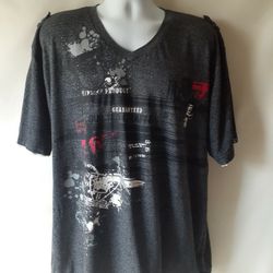 Quilted giraffe men's gray short sleeve v-neck short sleeve t-shirt size 2X
