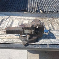 Duracraft Bench Vise