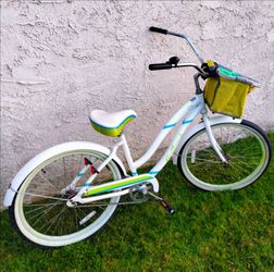 Women's North rock OC 26" Beach Cruiser bike bicicleta basket