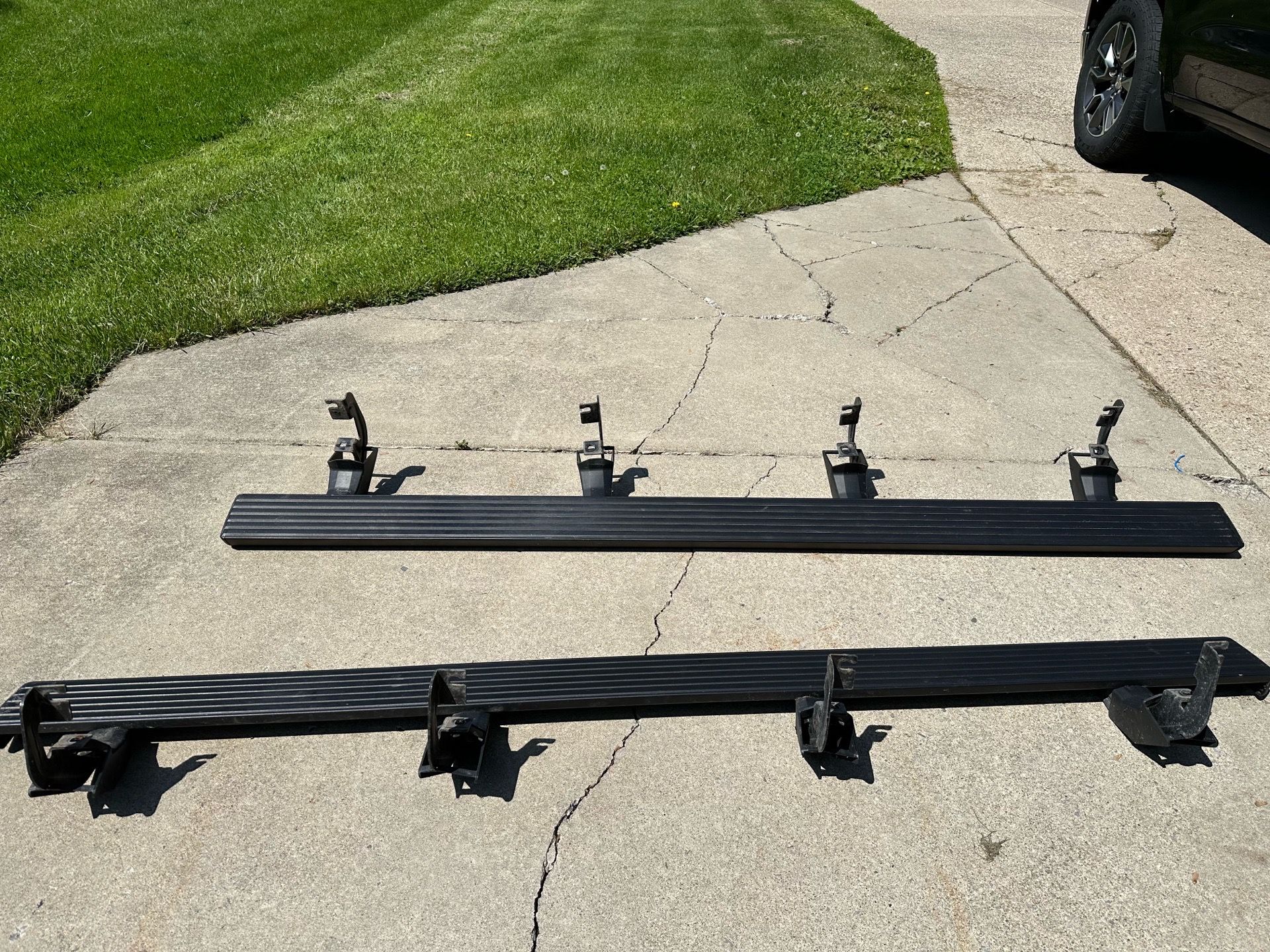 6-Inch iStep Running Boards; Black