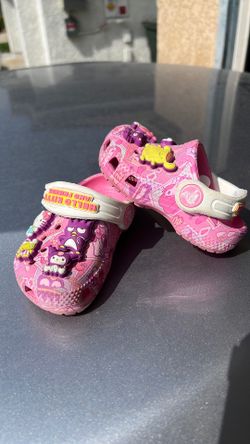 Hello kitty Toddler Crocs size 4