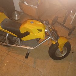 Honda Minimoto 36 V Electric Motocycle