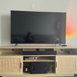 VIZIO 55"