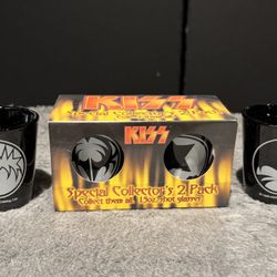 KISS - 4 Shot Glass Set
