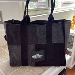 Marc Jacobs The Denim Tote Bag (Large)