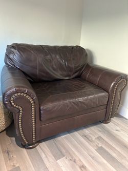 Leather chair $50 OBO