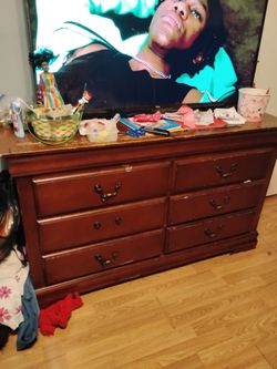 Dresser