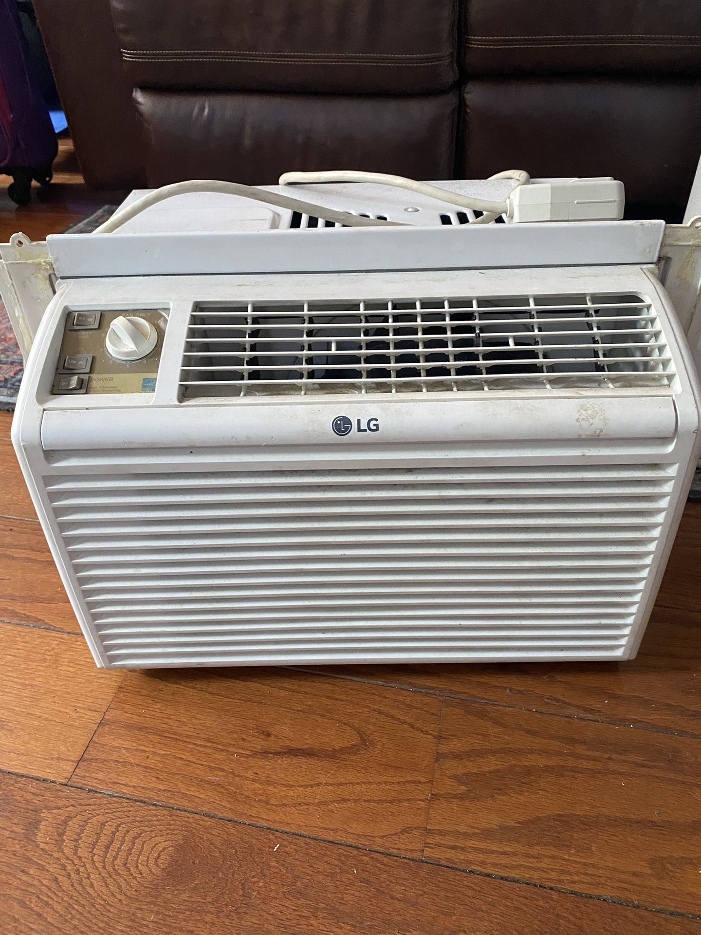 O. LG. $85. 5000