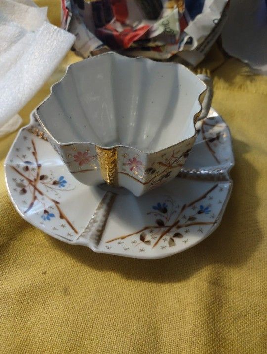 Vintage Rare Collectible Teacup And Saucer Gold And White