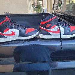 Nike Air Jordan 1 Mid