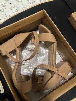 Beige heels